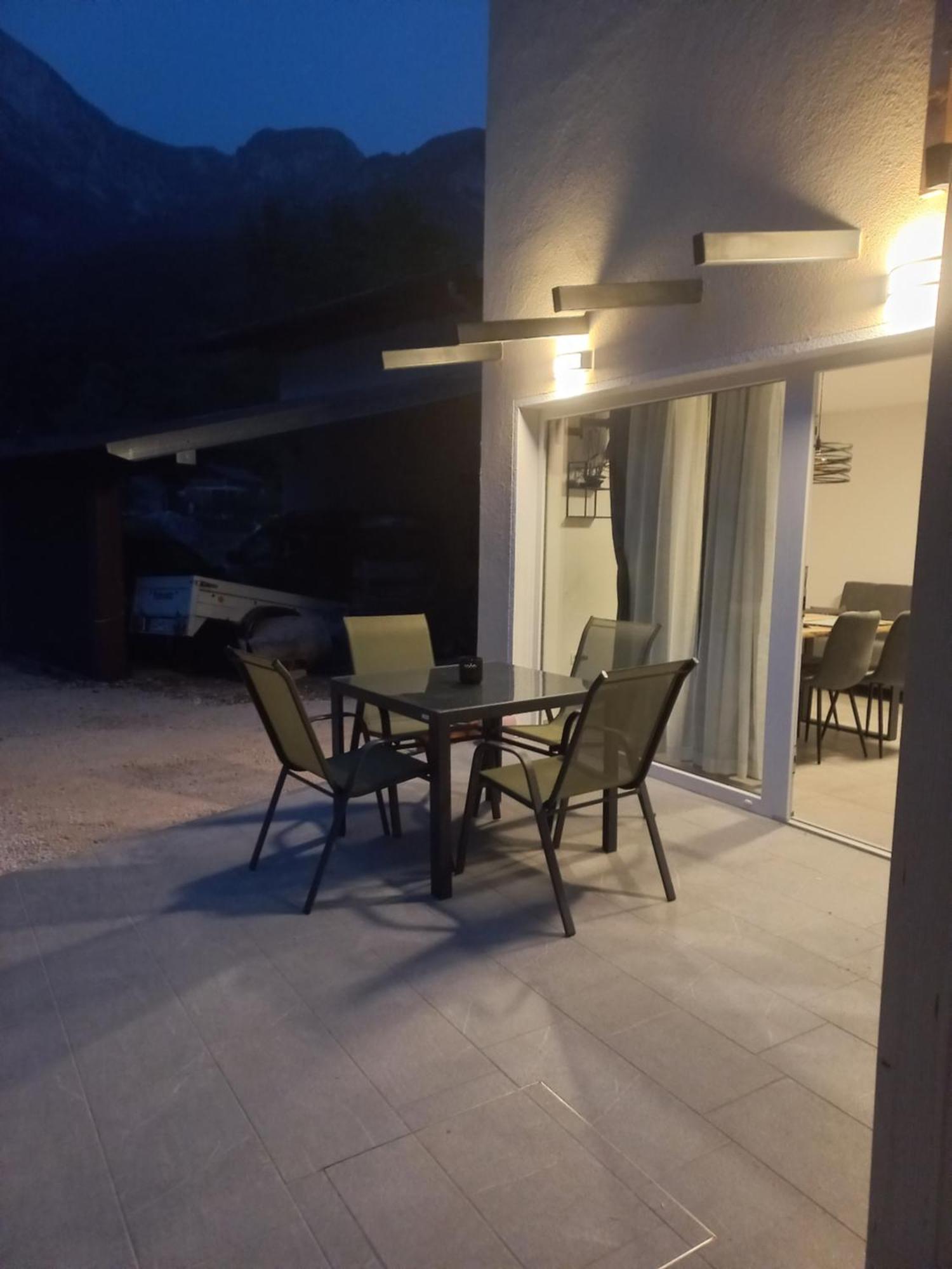 Apartment Hisa Za Gradom Kobarid